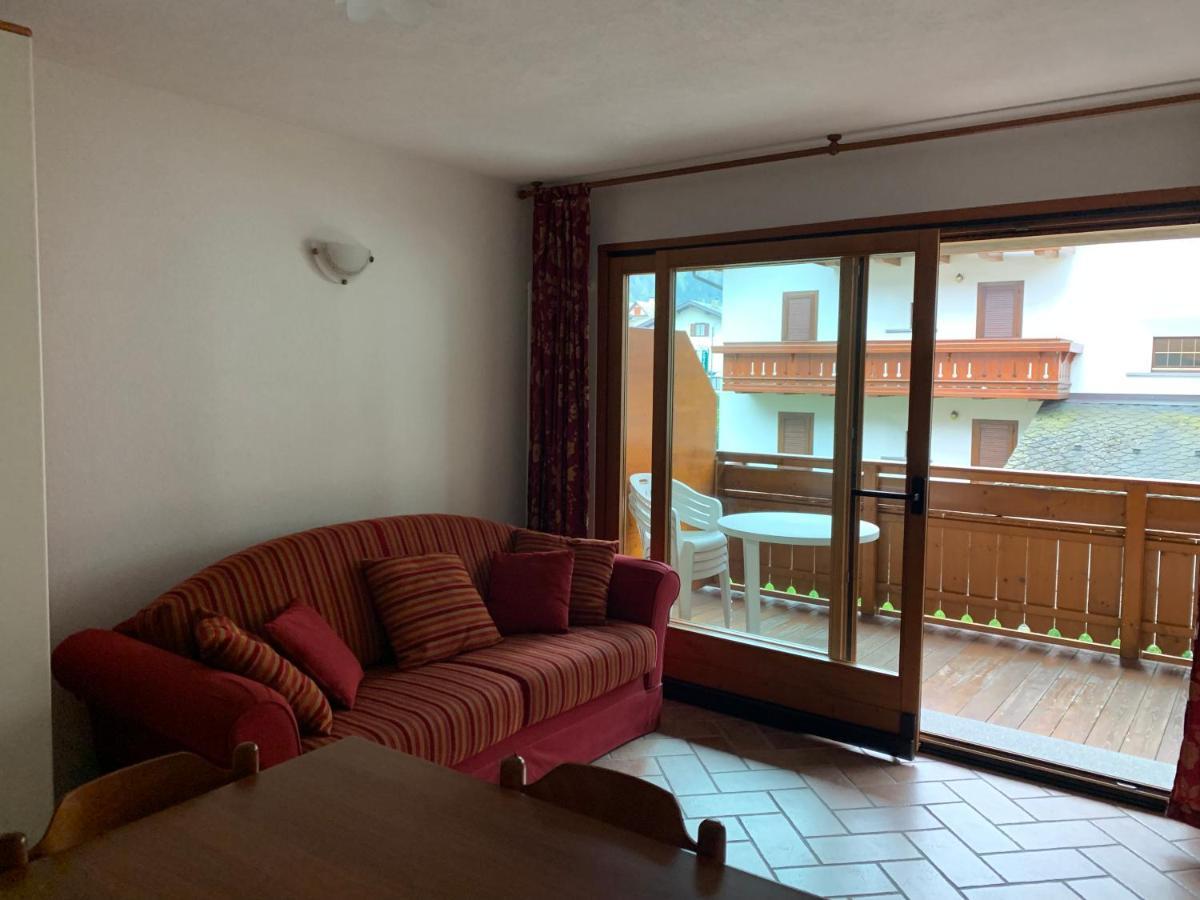 Monolocale Campodolcino Apartment Bagian luar foto