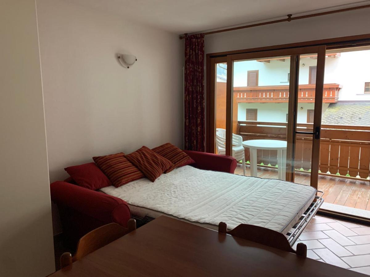 Monolocale Campodolcino Apartment Bagian luar foto